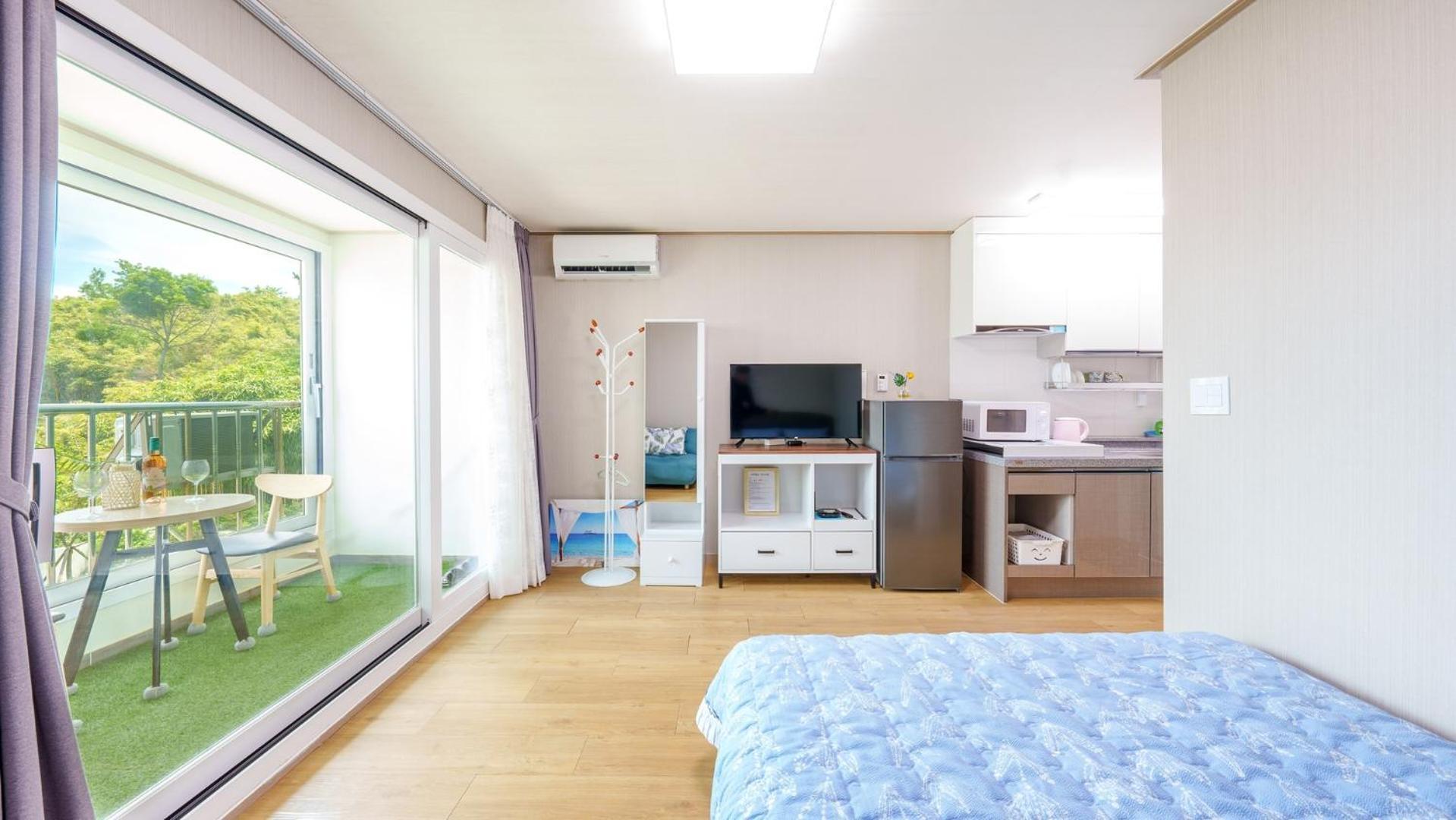 Gangneung Glad Pension Room photo